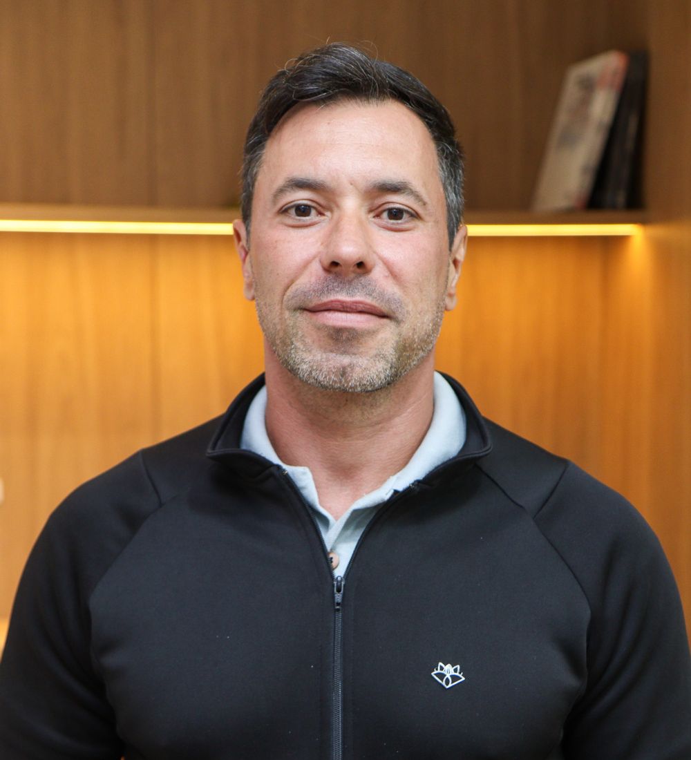 Dr. Michel de Carvalho