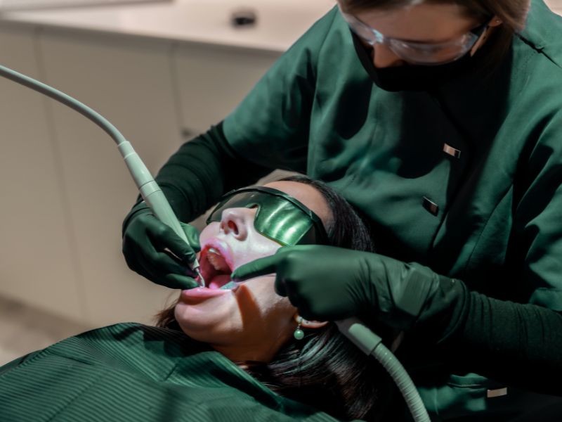 Tratamento Odontológico com Laser em Conjunto Habitacional Padre Anchieta
